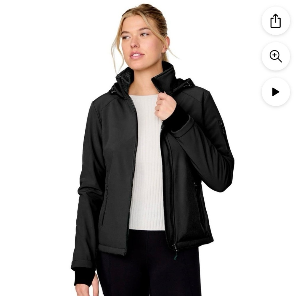 NWT Free Country Women's Black Softshell Jacket - Small